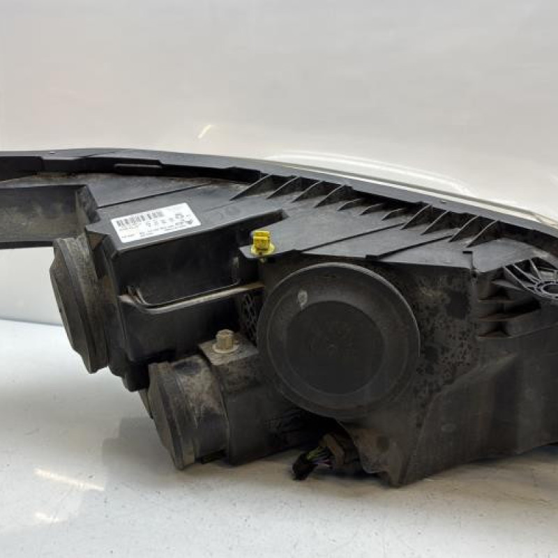 Optique avant principal gauche (feux)(phare) CITROEN C3 PICASSO Photo n°8