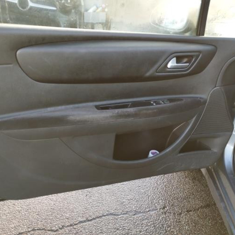 Pare choc arriere CITROEN C4 1 Photo n°15