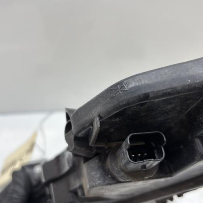 Feu diurne avant droit CITROEN C4 PICASSO 1 Photo n°3