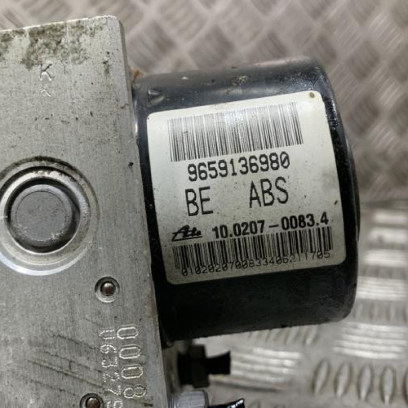 Bloc ABS (freins anti-blocage) PEUGEOT 206 Photo n°3