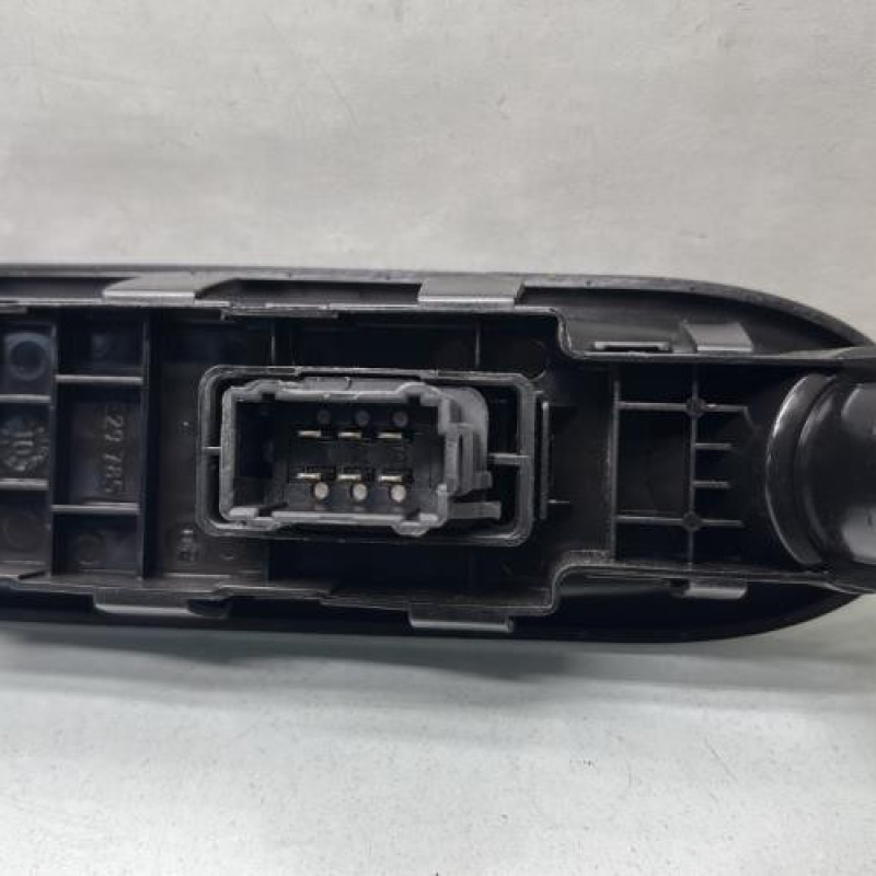 Interrupteur de leve vitre avant droit PEUGEOT 207 Photo n°3