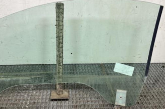 Vitre avant droit PEUGEOT 207