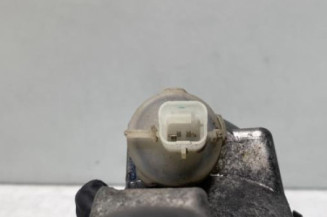 Anti brouillard arriere PEUGEOT 208 1