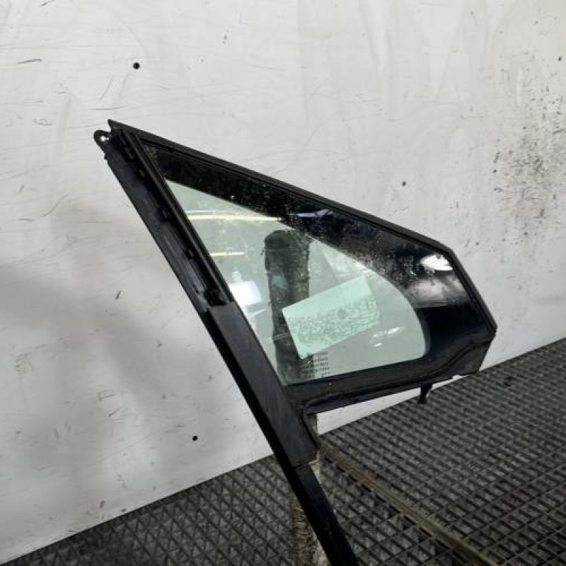 Custode avant droit (porte) PEUGEOT 208 1 Photo n°2