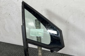 Custode avant droit (porte) PEUGEOT 208 1