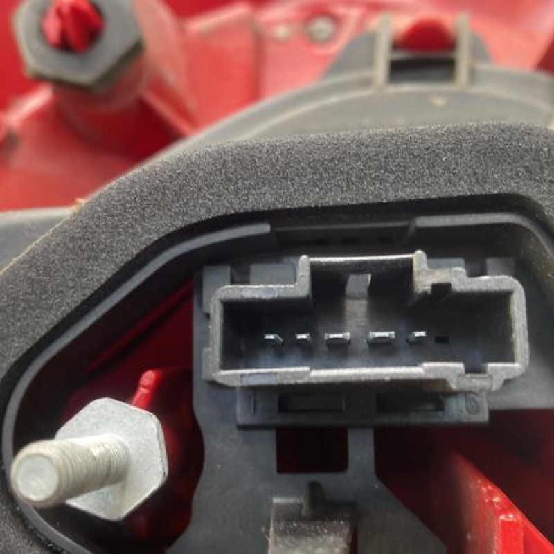 Feu arriere principal droit (feux) PEUGEOT 208 1 Photo n°3