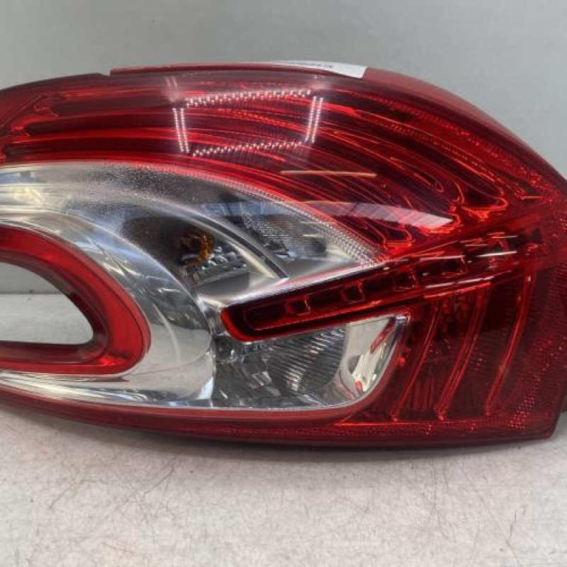 Feu arriere principal gauche (feux) PEUGEOT 208 1 Photo n°1