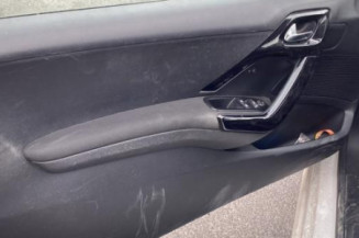 Feu arriere principal gauche (feux) PEUGEOT 208 1