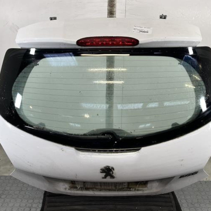 Malle/Hayon arriere PEUGEOT 208 1 Photo n°1