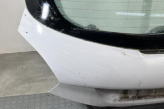 Malle/Hayon arriere PEUGEOT 208 1