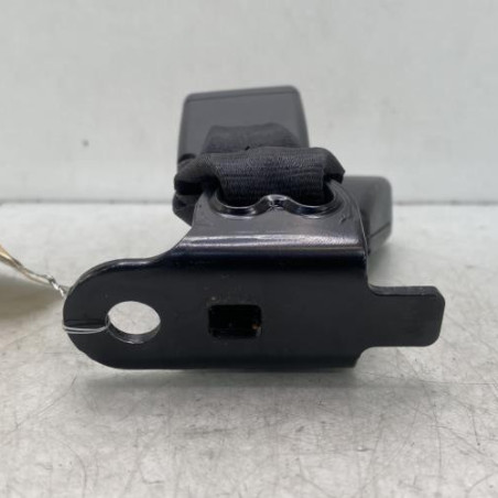 Attache ceinture arriere droit PEUGEOT 208 1