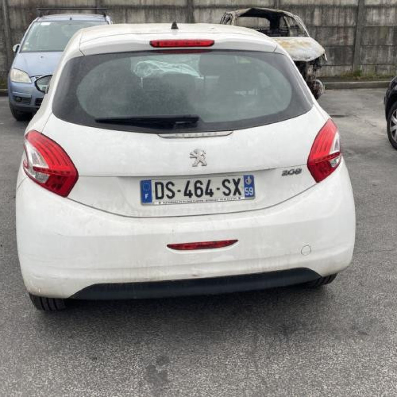 Attache ceinture arriere droit PEUGEOT 208 1 Photo n°8