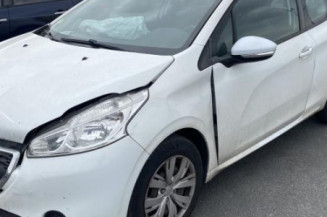 Renfort pare choc arriere (traverse) PEUGEOT 208 1