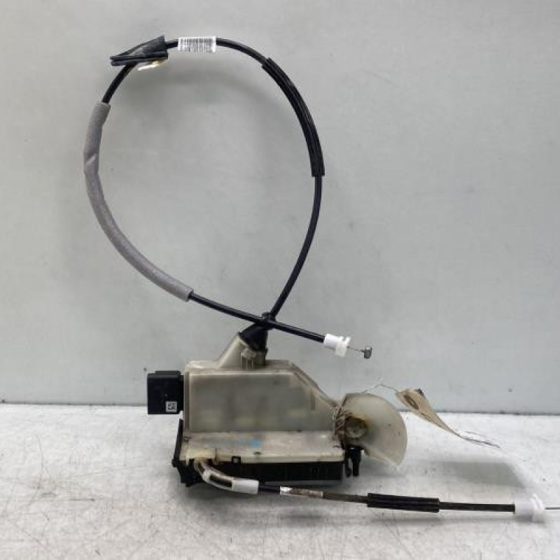 Serrure avant gauche PEUGEOT 208 1 Photo n°1