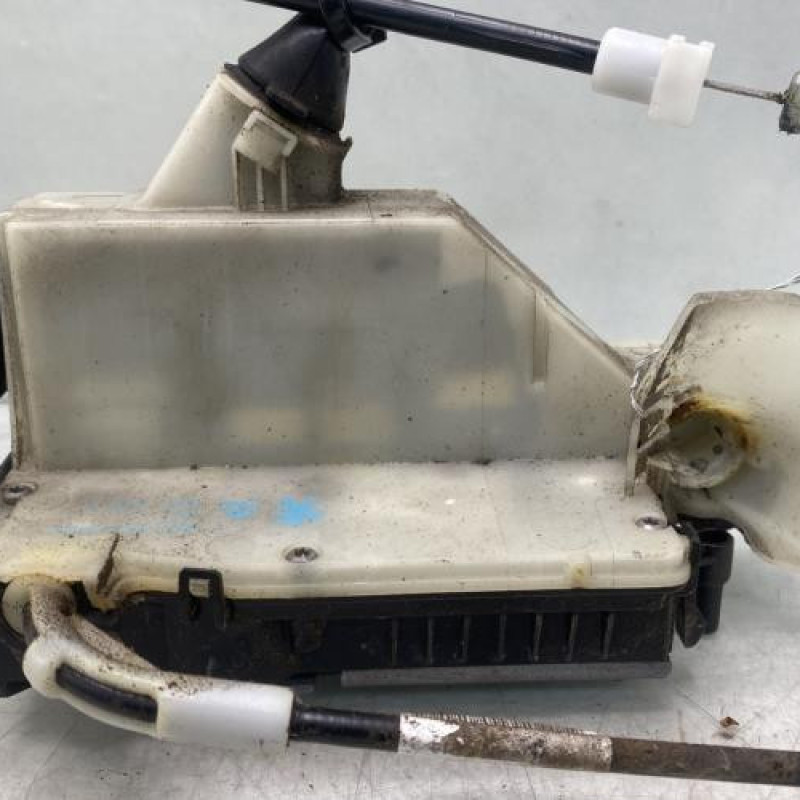 Serrure avant gauche PEUGEOT 208 1 Photo n°2