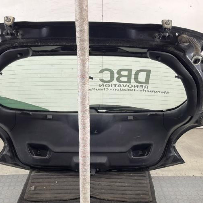 Malle/Hayon arriere PEUGEOT 208 1 Photo n°6