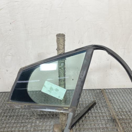 Custode avant gauche (porte) PEUGEOT 308 1 Photo n°1