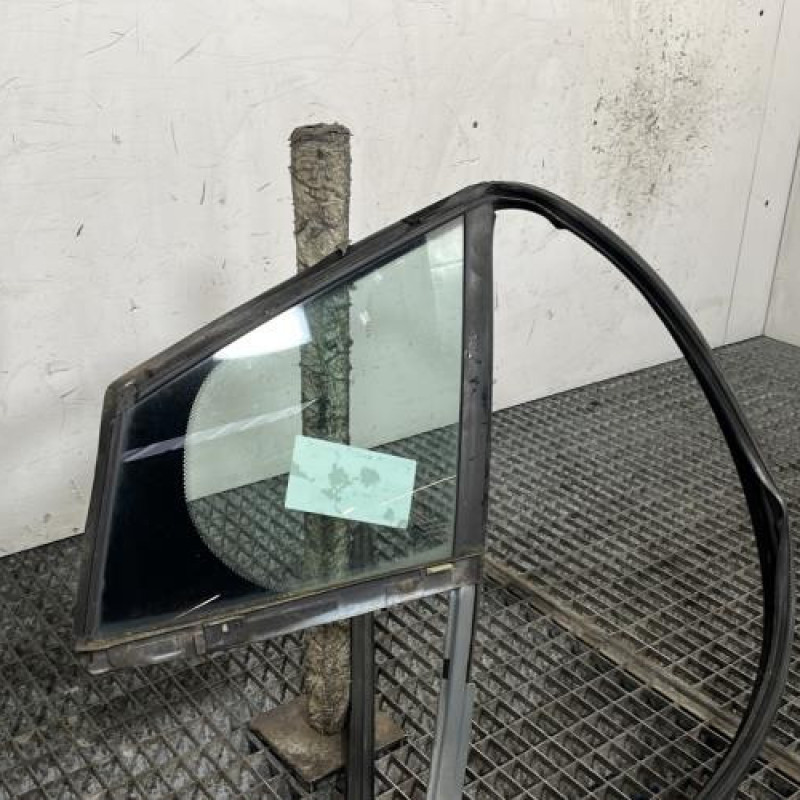 Custode avant gauche (porte) PEUGEOT 308 1 Photo n°2