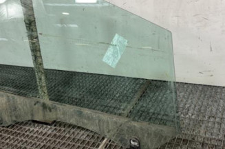 Vitre avant droit PEUGEOT 308 1