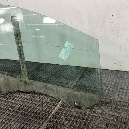 Vitre avant droit PEUGEOT 308 1