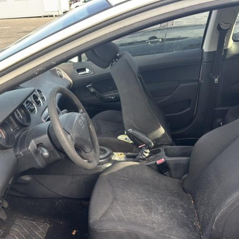 Vitre avant droit PEUGEOT 308 1 Photo n°16