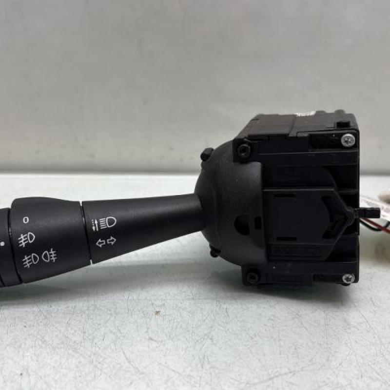 Commodo phare DACIA SANDERO 2 Photo n°1