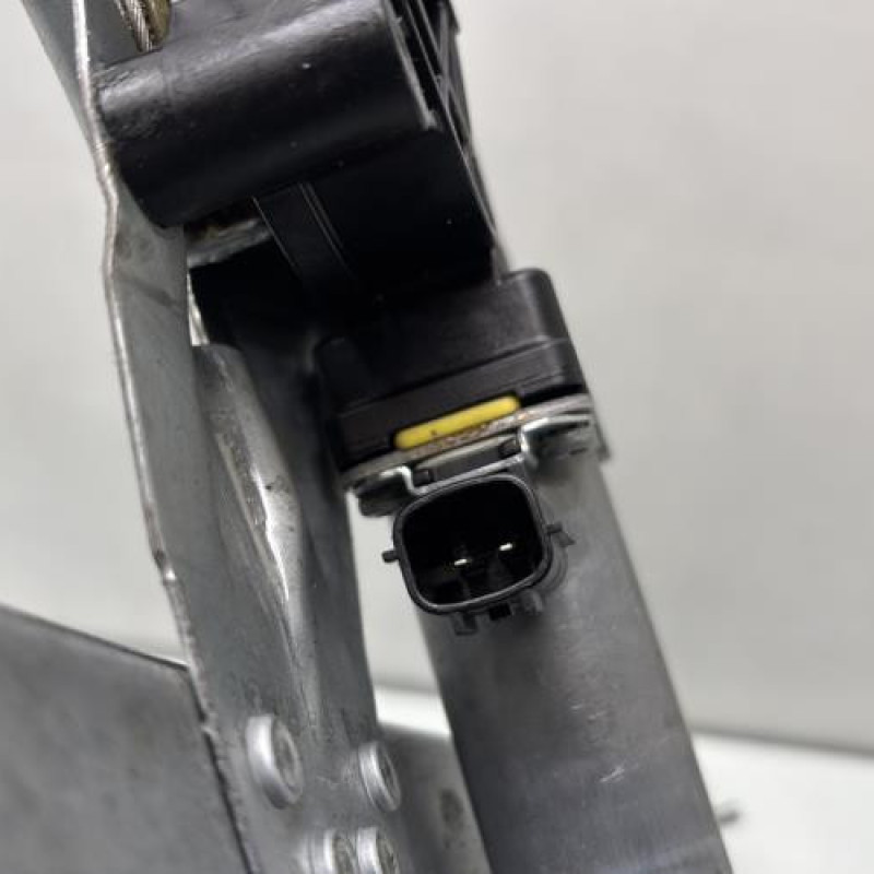 Leve vitre electrique avant droit DACIA SANDERO 2 Photo n°3