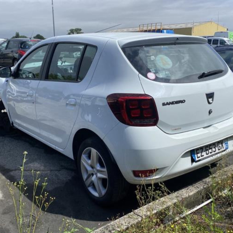 Plage arriere DACIA SANDERO 2 Photo n°8