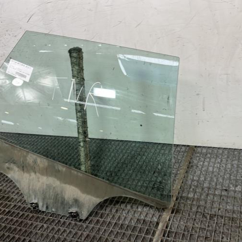 Vitre arriere droit CITROEN C5 2 Photo n°2