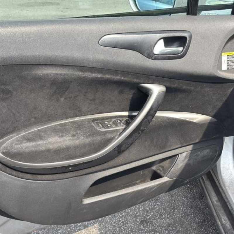 Vitre arriere droit CITROEN C5 2 Photo n°13