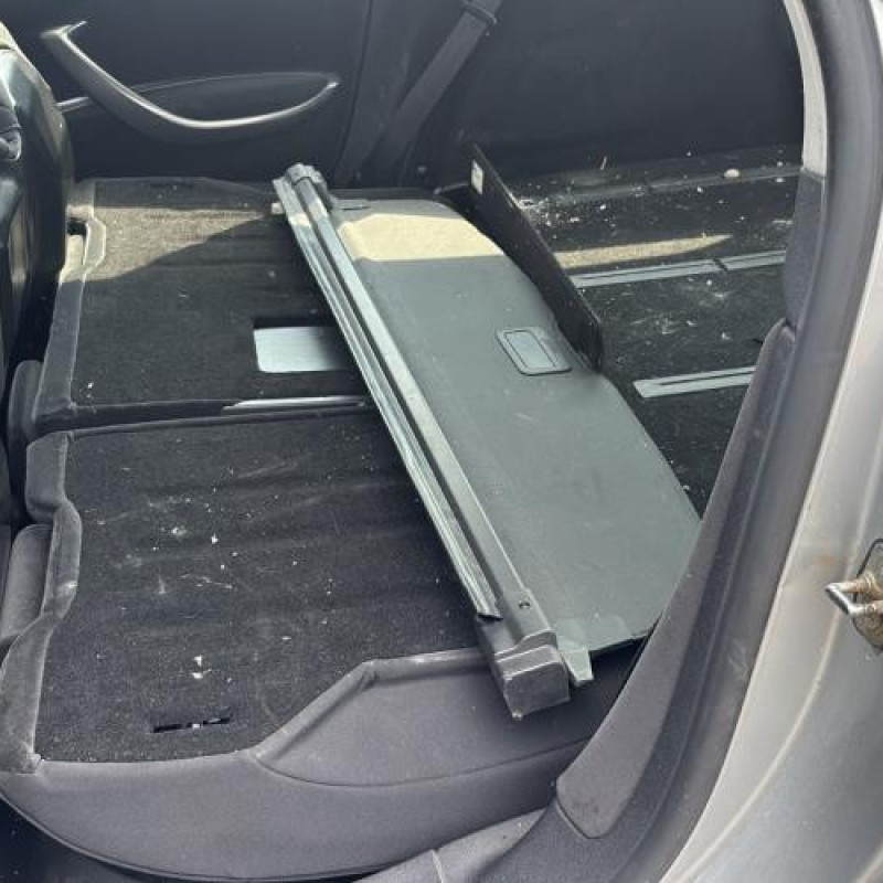 Vitre arriere droit CITROEN C5 2 Photo n°16