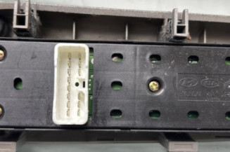 Interrupteur de leve vitre avant gauche HYUNDAI SANTA FE 2