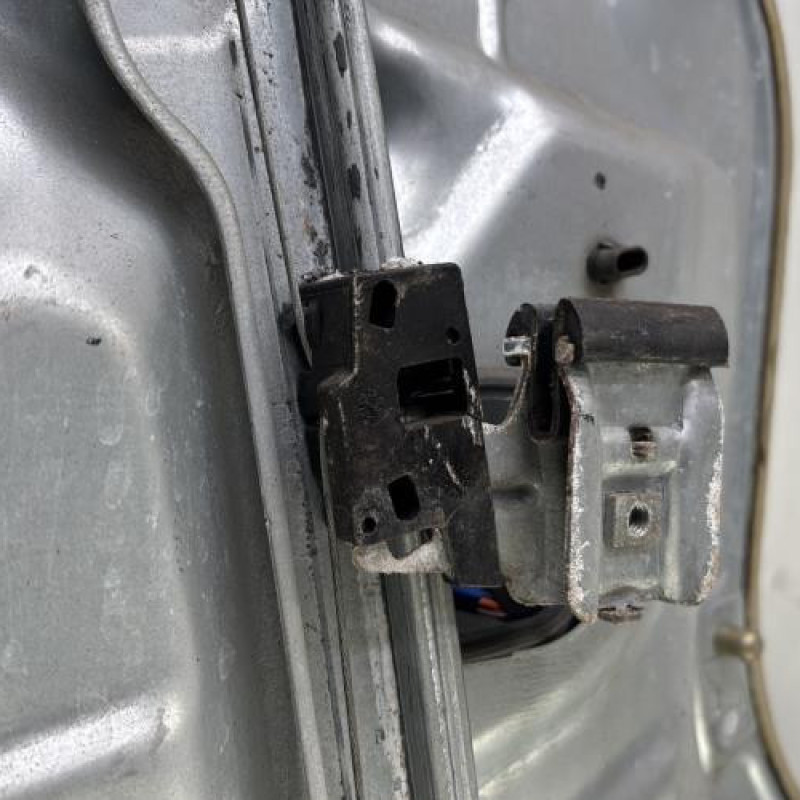 Leve vitre electrique avant droit HYUNDAI SANTA FE 2 Photo n°3