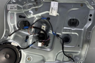 Leve vitre electrique avant droit HYUNDAI SANTA FE 2