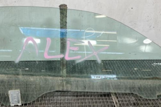 Vitre avant droit RENAULT MEGANE 3 Photo n°1