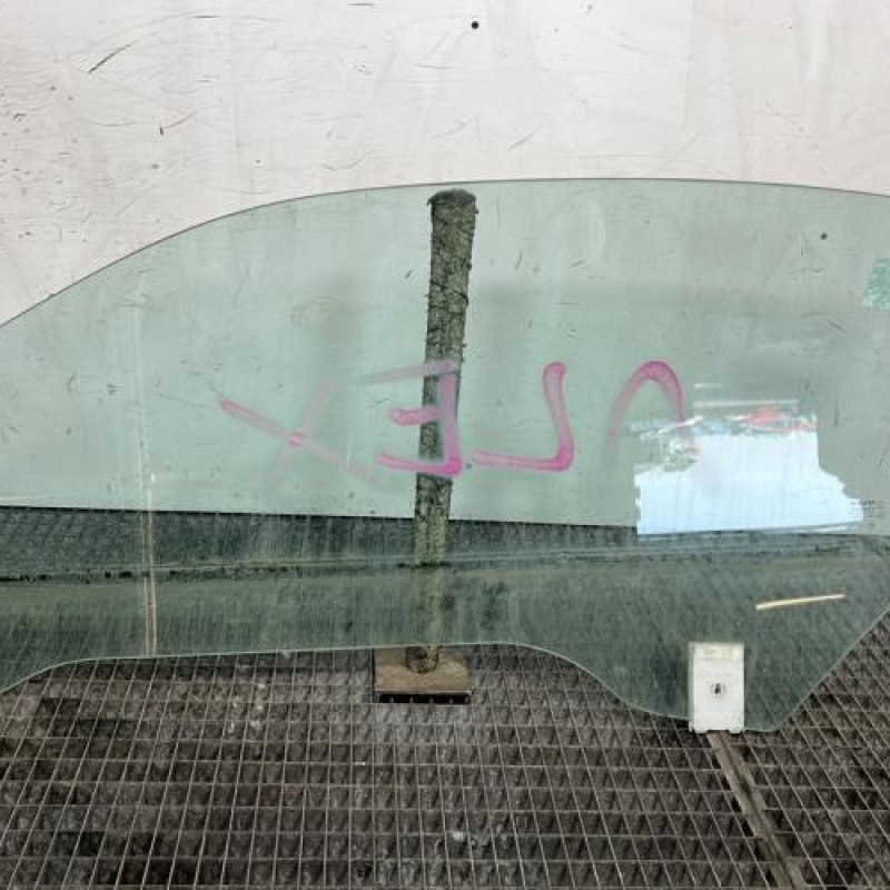 Vitre avant droit RENAULT MEGANE 3 Photo n°4