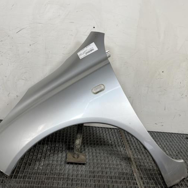 Aile avant gauche NISSAN MICRA 3 Photo n°1