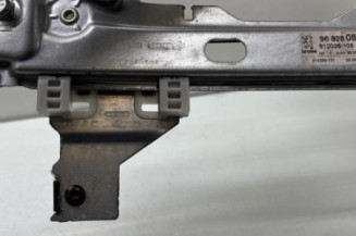 Leve vitre electrique avant droit PEUGEOT 5008 1