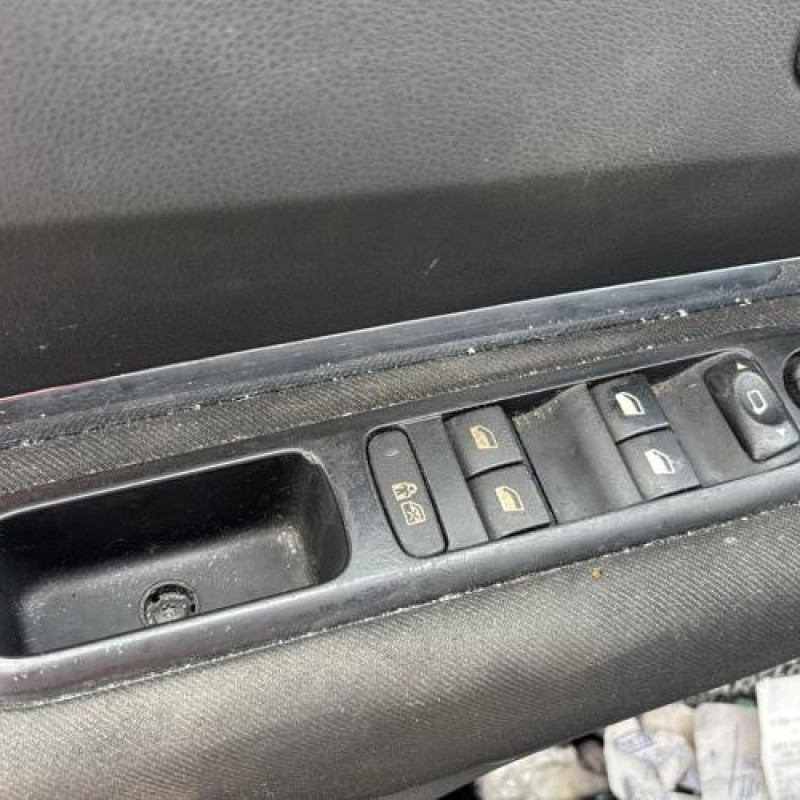 Leve vitre electrique avant droit PEUGEOT 5008 1 Photo n°16