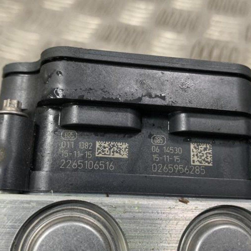 Bloc ABS (freins anti-blocage) RENAULT KANGOO 2 Photo n°2