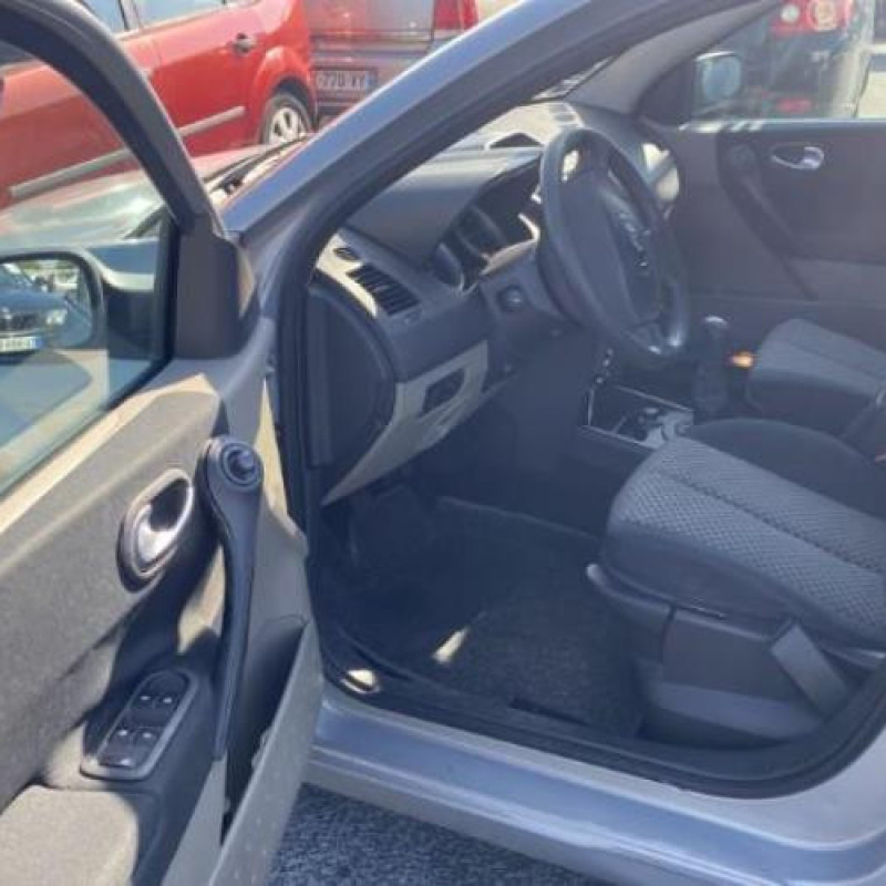 Compteur RENAULT MEGANE 2 Photo n°8