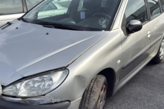 Boite de vitesses PEUGEOT 206 Photo n°1