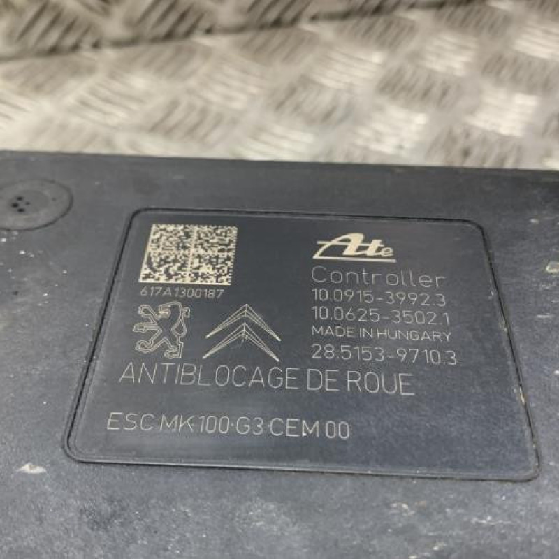 Bloc ABS (freins anti-blocage) CITROEN C4 CACTUS Photo n°2