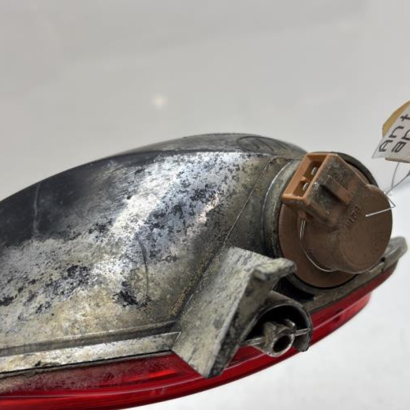 Anti brouillard arriere gauche RENAULT SCENIC 3 Photo n°3