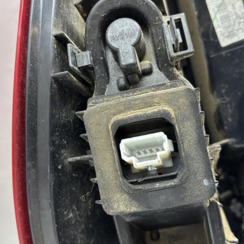 Feu arriere principal droit (feux) RENAULT SCENIC 3 Photo n°5