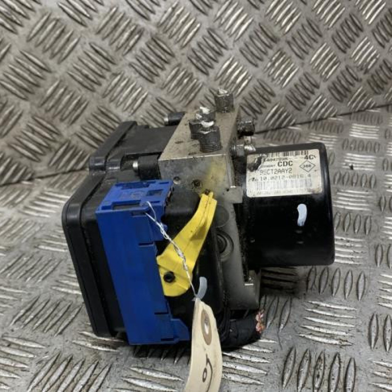 Bloc ABS (freins anti-blocage) RENAULT SCENIC 3 Photo n°1