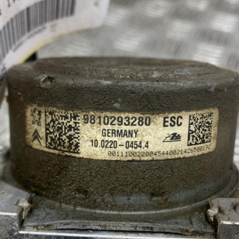 Bloc ABS (freins anti-blocage) PEUGEOT 2008 1 Photo n°3