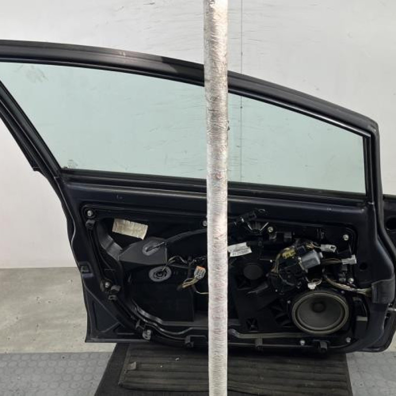 Porte avant gauche FORD FIESTA 6 Photo n°8