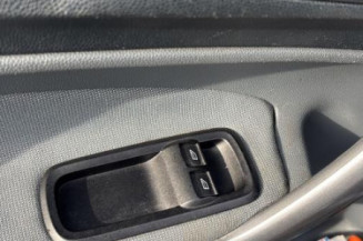 Plage arriere FORD FIESTA 6