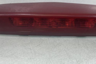 Feu arriere stop central OPEL CORSA D Photo n°1